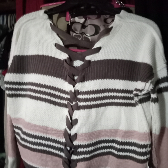 Crop top - Picture 3 of 4